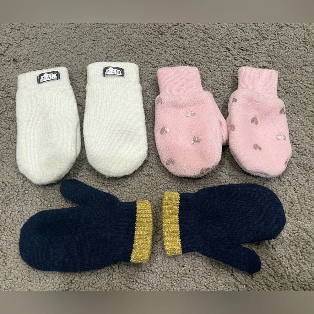 3 Pairs of Toddler Winter Mittens